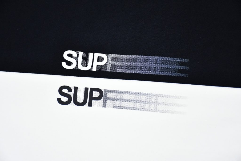 SUPREME スュプレム ロゴTシャツ 本革 通勤 通学 全2色 - 画像 4