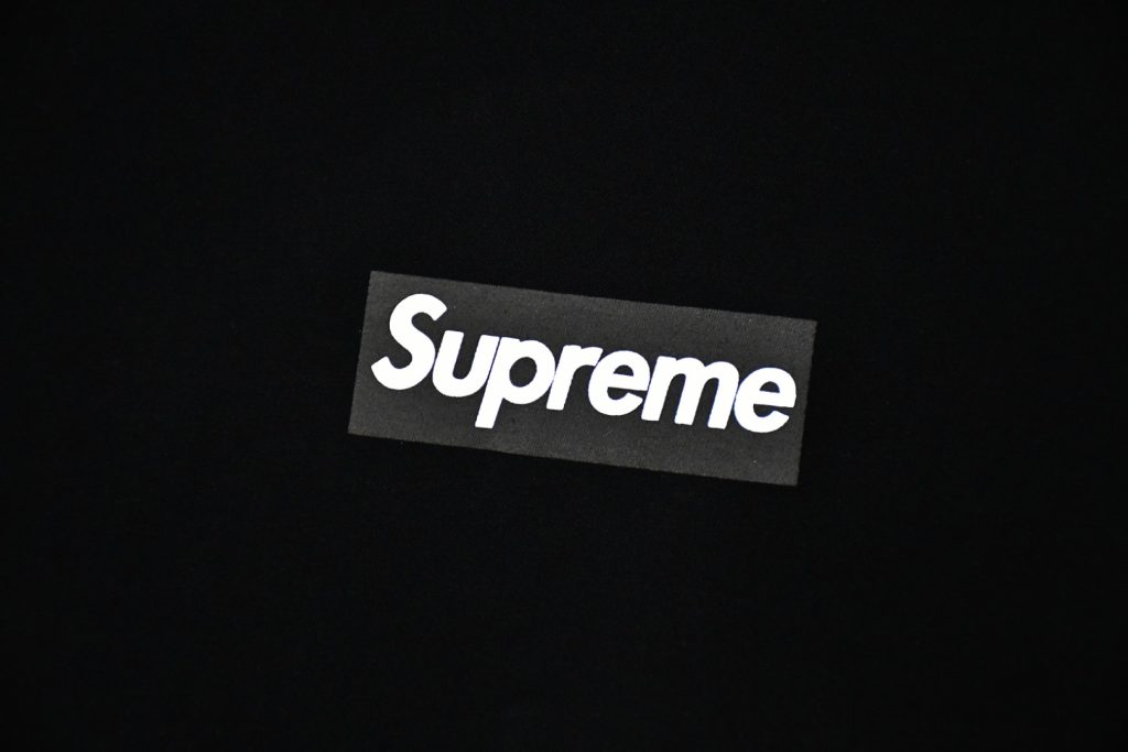 SUPREME スュプリーム ロングスリーブTシャツ ロゴ 本革 全2色 - 画像 5