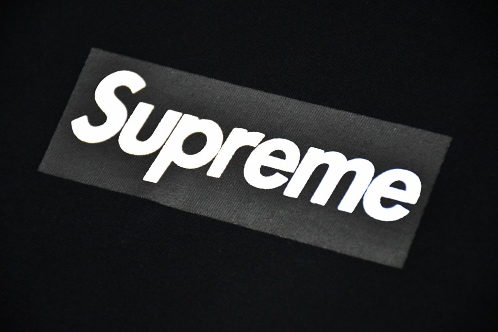SUPREME スュプリーム ロングスリーブTシャツ ロゴ 本革 全2色 - 画像 6