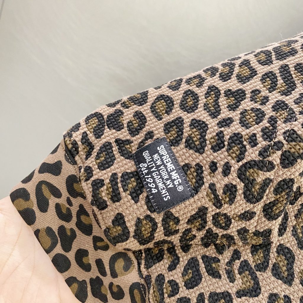 SUPREME スュプレム フード付きスウェットシャツ ワッフル生地 シリコン加工 ブラック - 画像 8