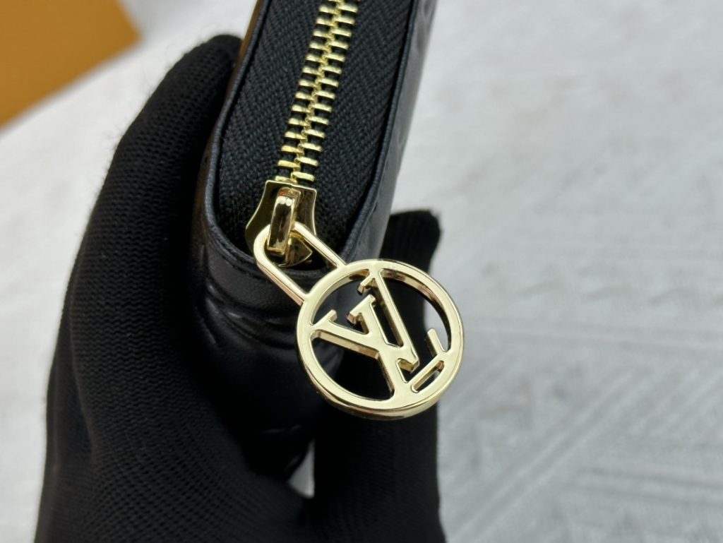 Louis Vuitton　ルイヴィトン　長財布　ジッピーウォレット　モノグラム　ノワール　ラウンドファスナー - 画像 3