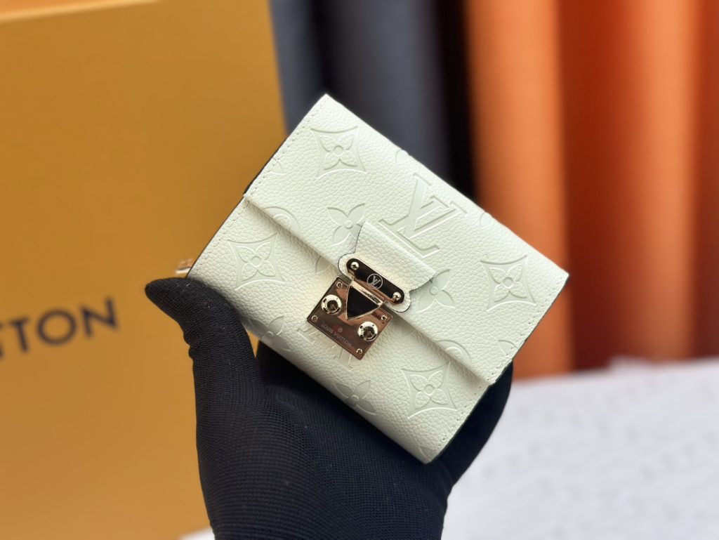 Louis Vuitton　ルイヴィトン　ポルトフォイユ メティス　コンパクト　財布　ショット財布　レディース　3色 - 画像 3