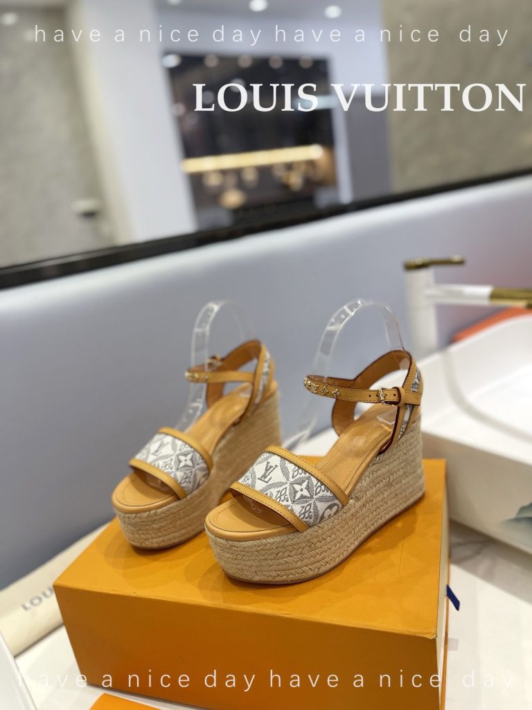 LouisVuitton ルイヴィトン レディース ウェッジソールサンダル 厚底サンダル スリッパ モノグラム 4色 - 画像 3
