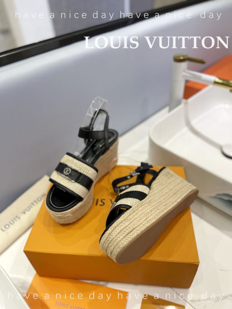 LouisVuitton　ルイヴィトン　レディース　ウェッジソールサンダル　　厚底サンダル　スリッパ　モノグラム　無地　5色 - 画像 8