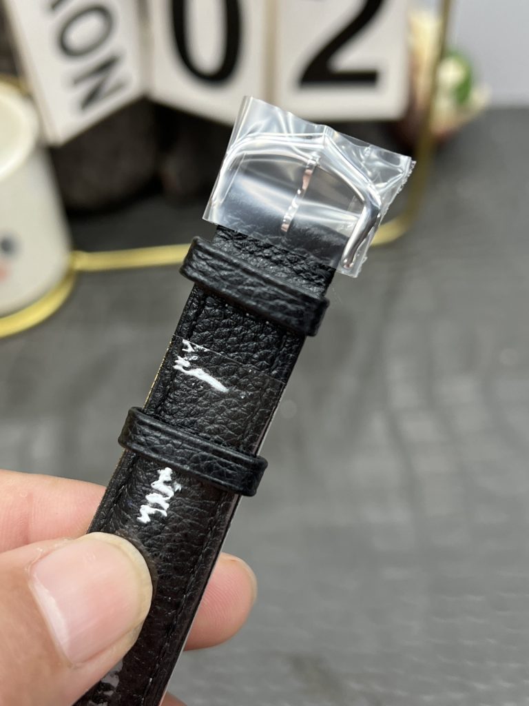 AF カルティエ 新タンクシリーズ 腕時計 レディース ラウンドケース ローマ数字 33.5mm ブラック - 画像 8