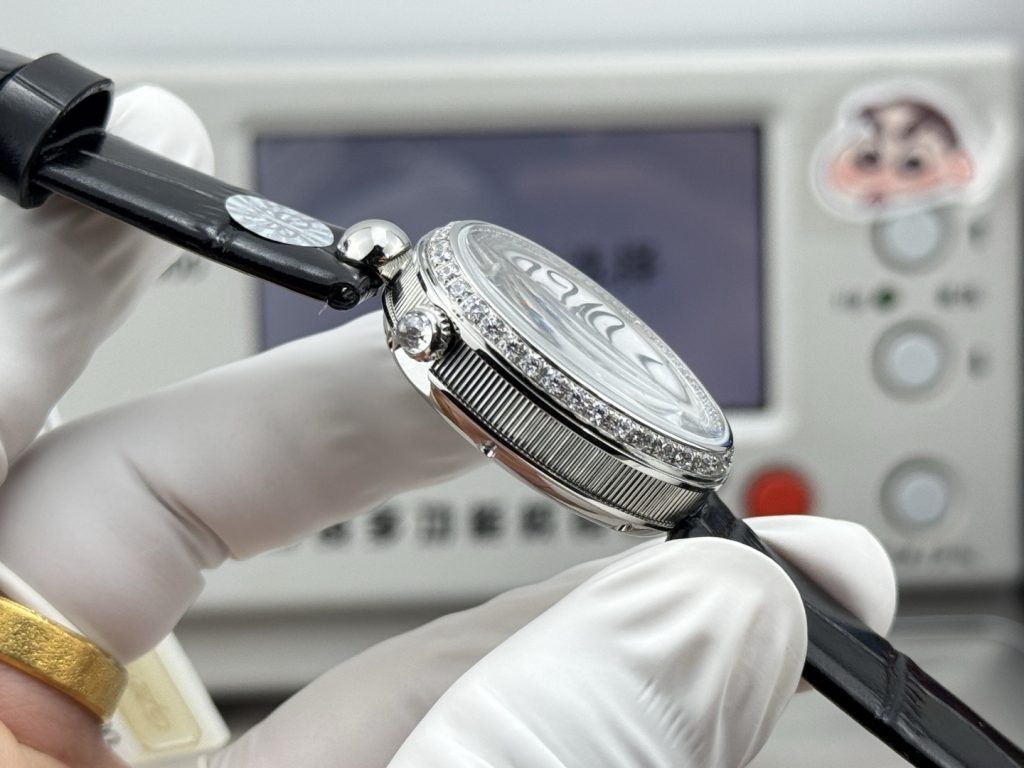 BREGUET ブレゲ フラットシューズ レディース 腕時計 本革 マザーオブパール ダイヤモンド ブラック - 画像 7