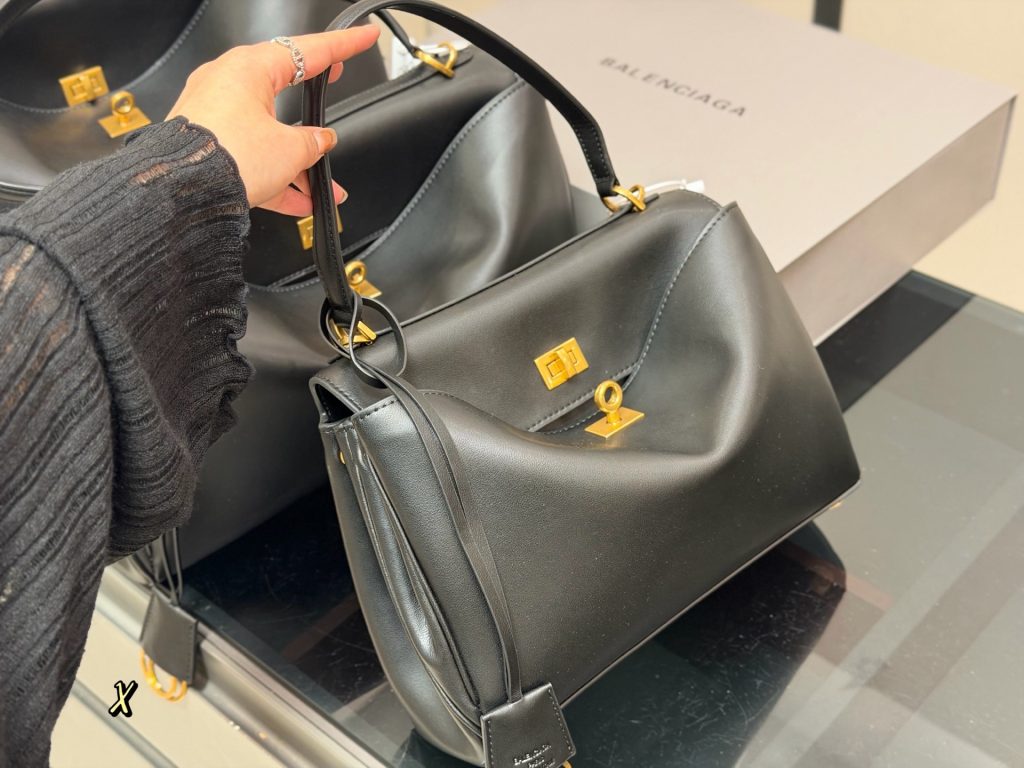 バレンシアガ　ウィメンズ　Rodeo　ロデオ　スモール /ミディアム　Balenciaga　ハンドバッグ　レディース　バッグ　チャーム付き　ゴールド金具 - 画像 2