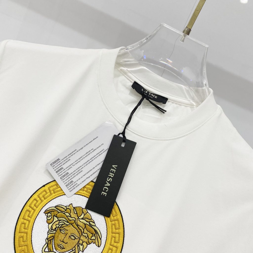 VERSACE/ヴェルサーチ ショートスリーブTシャツ 美杜莎ロゴ刺繍 白 - 画像 4