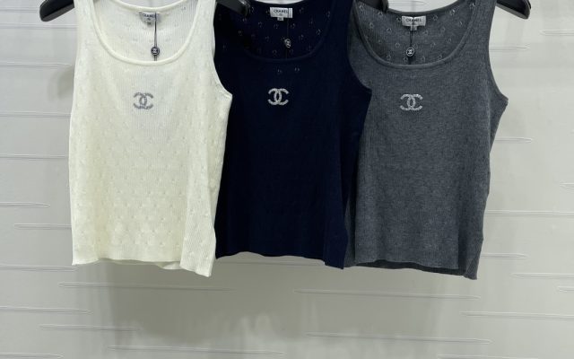 CHANEL ニット タンクトップ コピー 通気性抜群のロゴ入り グレージュ ホワイト ブルー 全3色