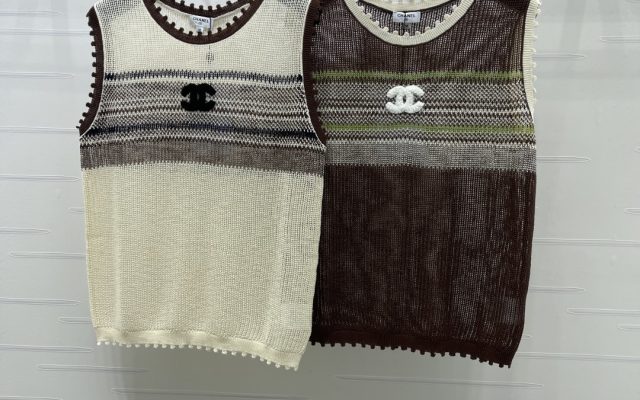 CHANEL コピー ニット ベスト ロゴ付き ブラック ホワイト レディース