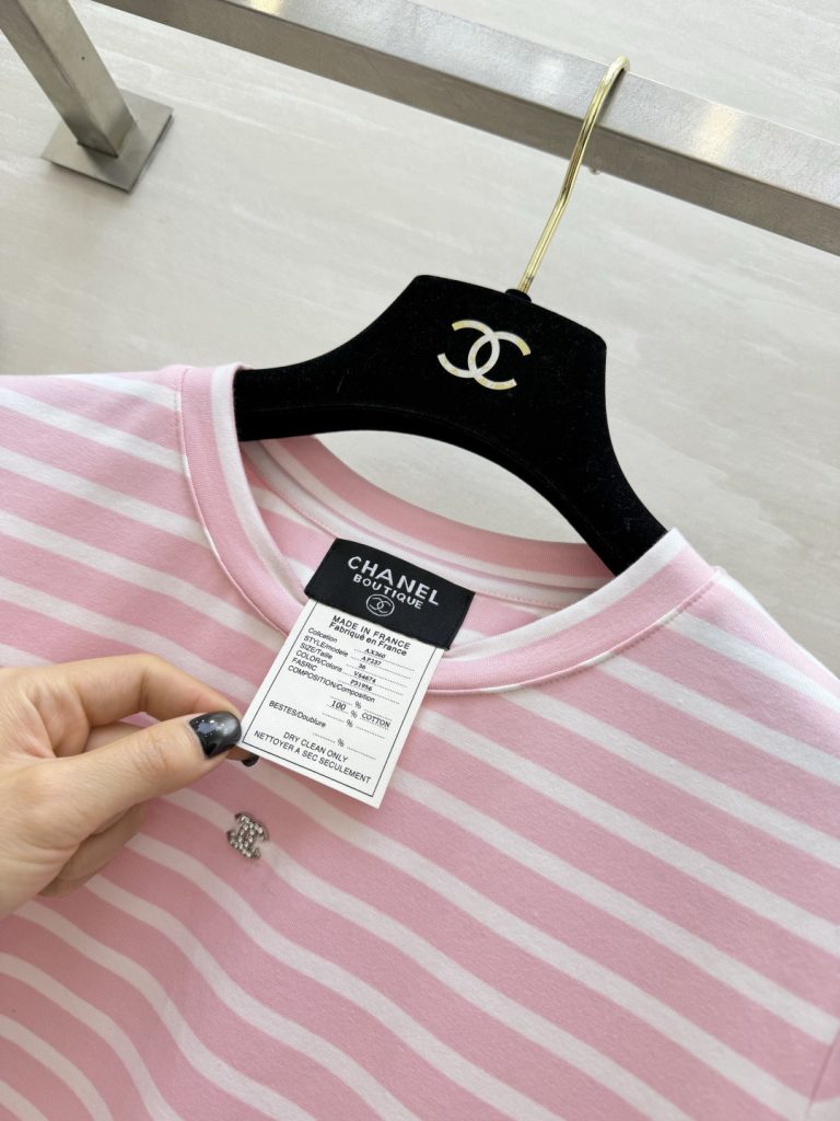 CHANEL バンドTシャツ コピー フレンチストライプ ピンク 白 ロゴ刺繍 プリント レディース 36/38/40 - 画像 4