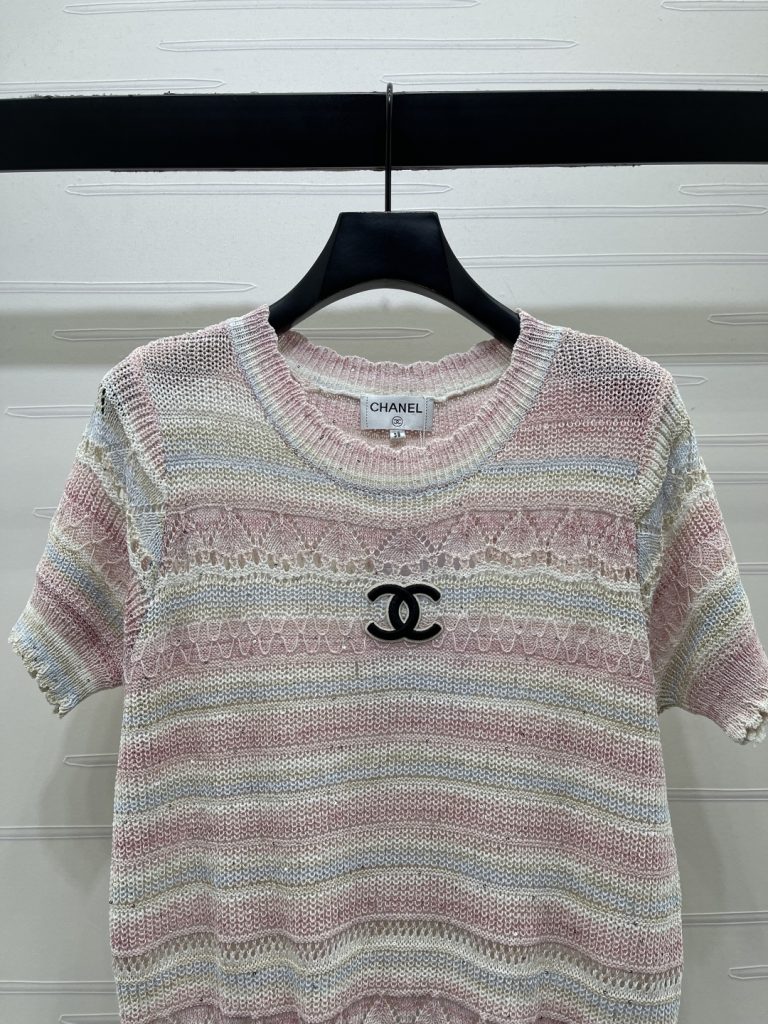 CHANEL コピー ニットTシャツ レディース デザインニット ピンク ホワイト バルーンスリーブ ロゴ刺繍 3色展開 - 画像 4