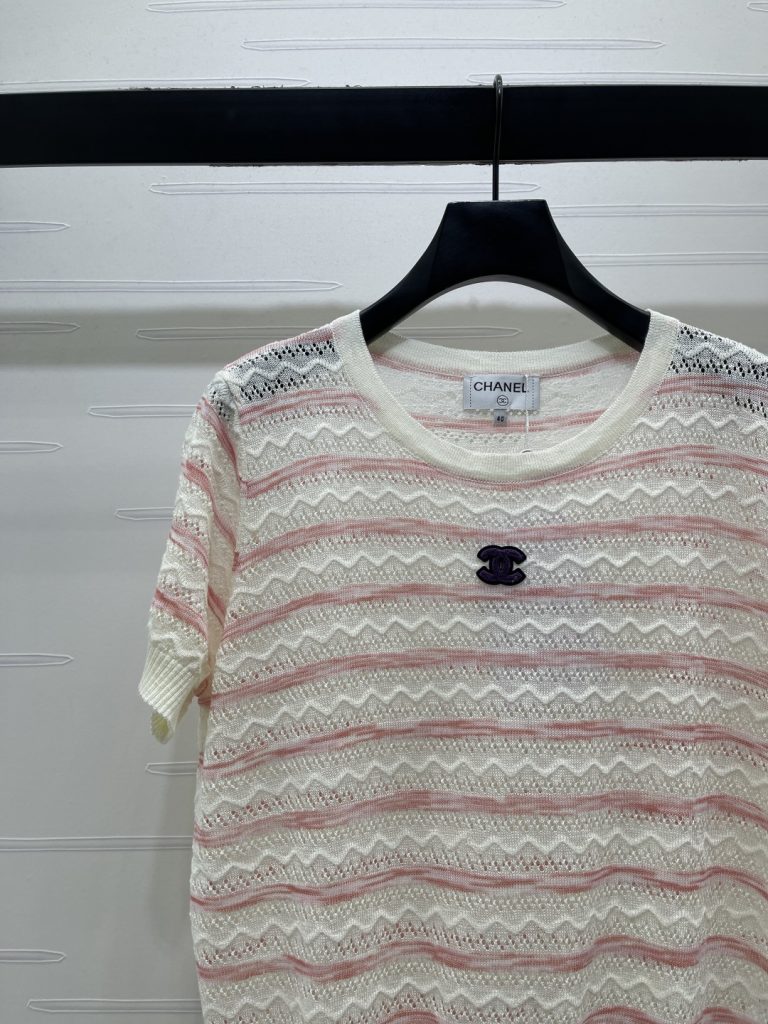 CHANEL コピー ニットTシャツ ロゴ付き レディース 春夏 通気性抜群 ワンピース スカート と合わせやすい 2色展開 - 画像 4
