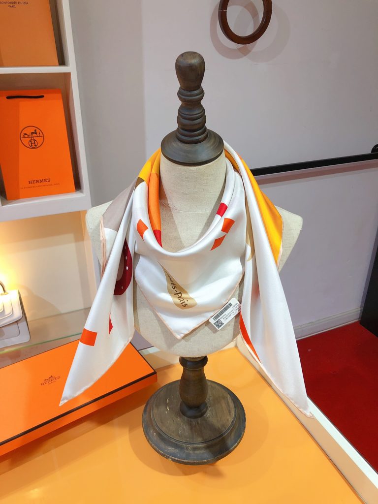 新作 エルメス HERMES カレ45 ジャスト マリッド スカーフ ガヴロッシュ 45 レディース マリン シエル - 画像 8
