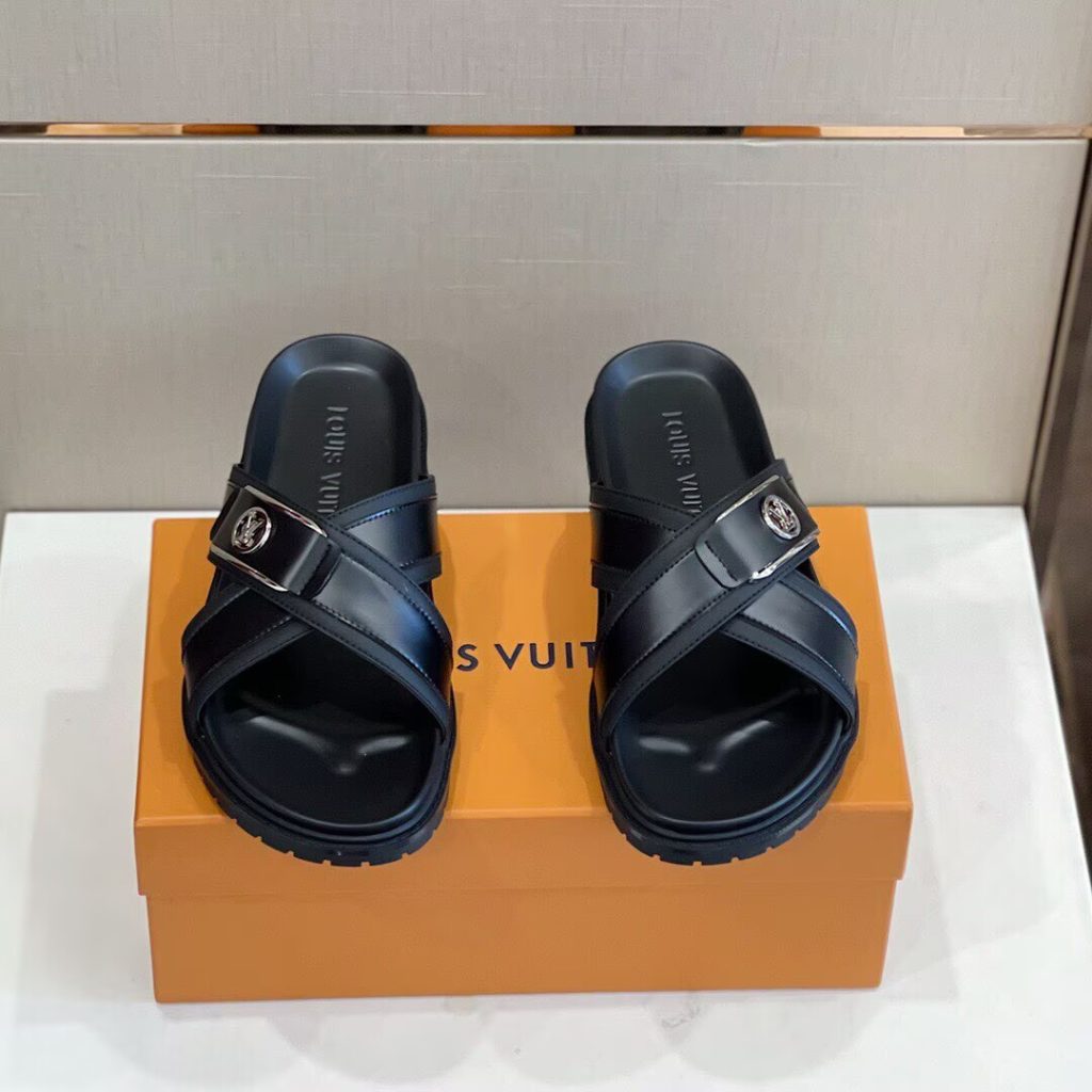 ルイヴィトン Louis Vuittonサンダル シューズ｜週末に印象を購入前に比べる - 商品画像 4