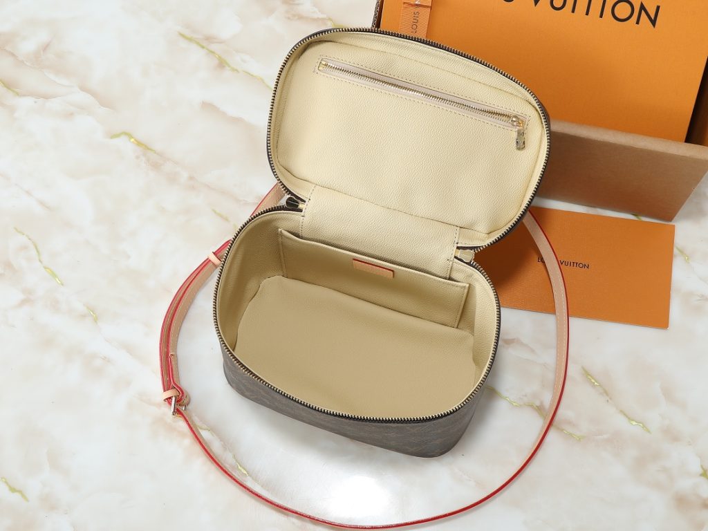 ルイヴィトン LOUIS VUITTON おしゃれで収納力 ニース bb 2WAYバニティバッグ ハンドバッグ ストラップ付 モノグラム レディース バッグ 化粧ポーチ - 画像 5