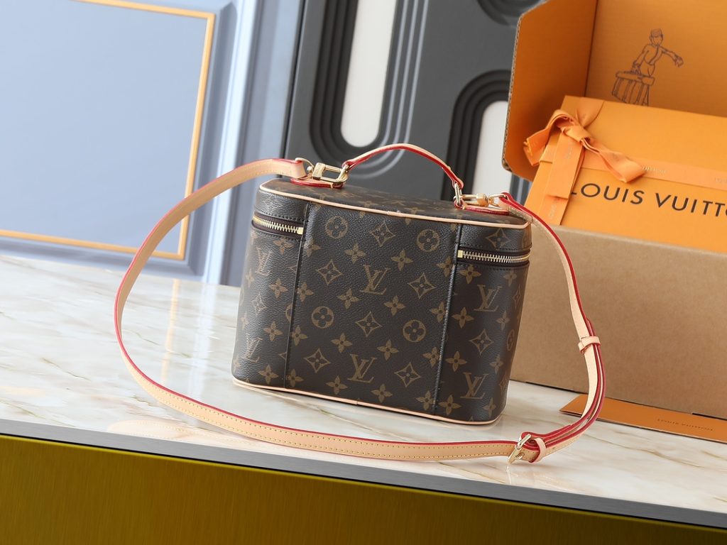 ルイヴィトン LOUIS VUITTON おしゃれで収納力 ニース bb 2WAYバニティバッグ ハンドバッグ ストラップ付 モノグラム レディース バッグ 化粧ポーチ - 画像 2