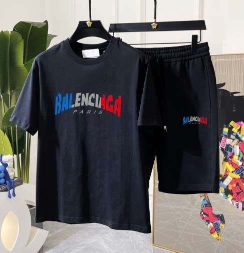 BALENCIAGA バレンシアガ セットアップ 上下2点セット 白/黒 メンズ服 半袖Tシャツと半ズボン/ショートパンツ カジュアルウェア - 画像 3