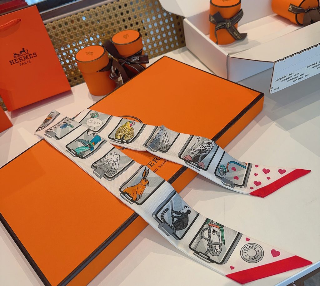 エルメス　Hermes　Twilly　ツイリー　ハートツイリー　上品カラー　　細長リボンスカーフ　レディース　バッグスカーフ - 画像 5