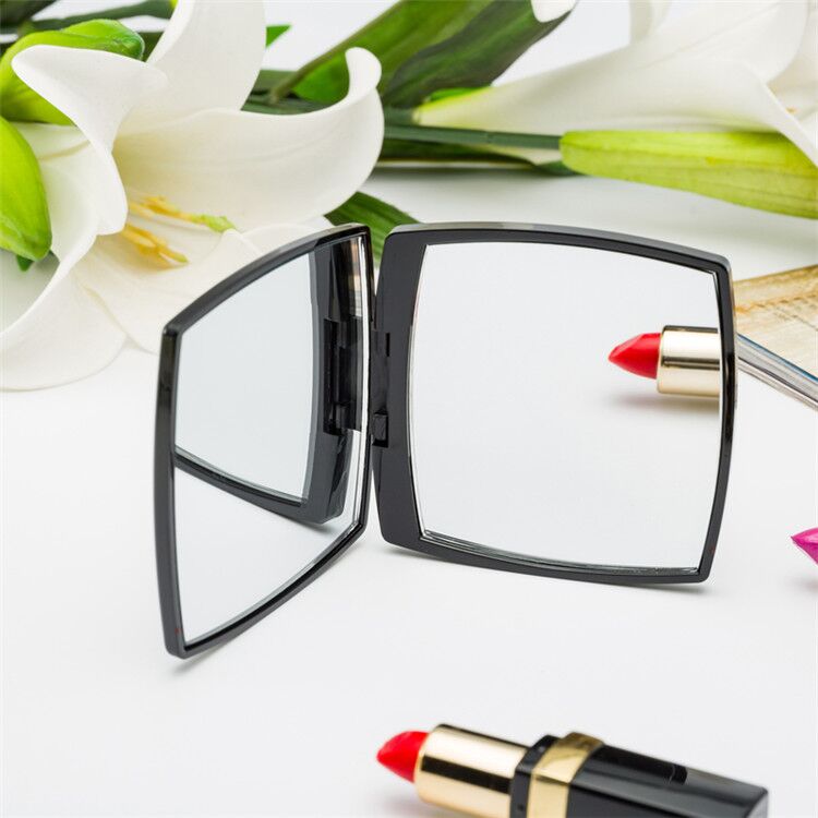 CHANEL　シャネル鏡　折りたたみ鏡　化粧鏡　持ち歩く便利　可愛いミラー - 画像 4