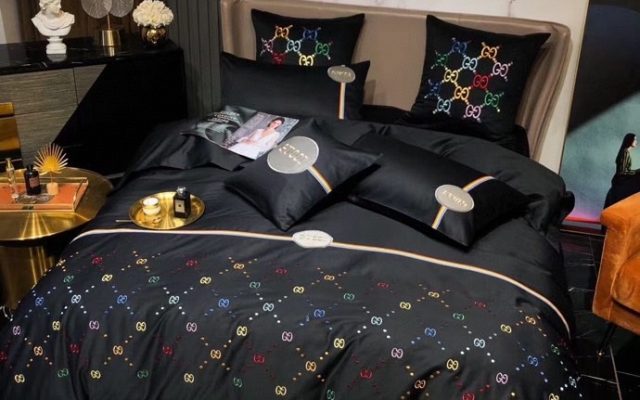 Gucciの掛け布団カバーは価格・収納・合わせ方でどう見るか