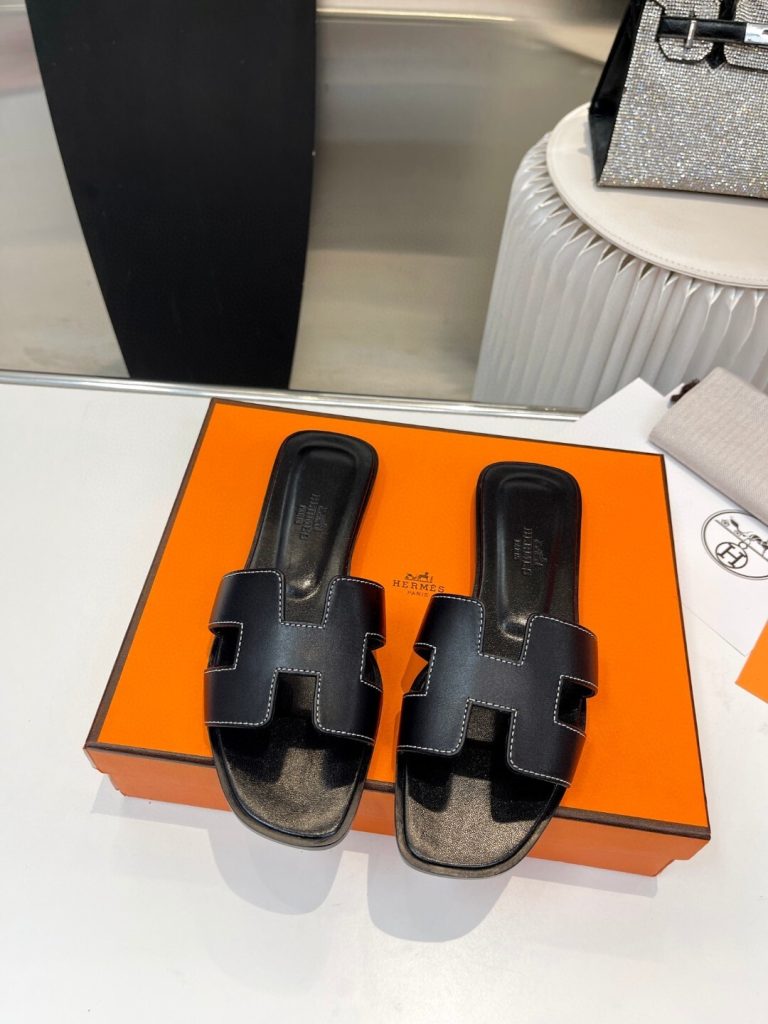 定番✩　エルメス　HERMES　オラン サンダル　ヴォースイフト　レディースサンダル　スリッパ　室内/外履きOK　21色 - 画像 4