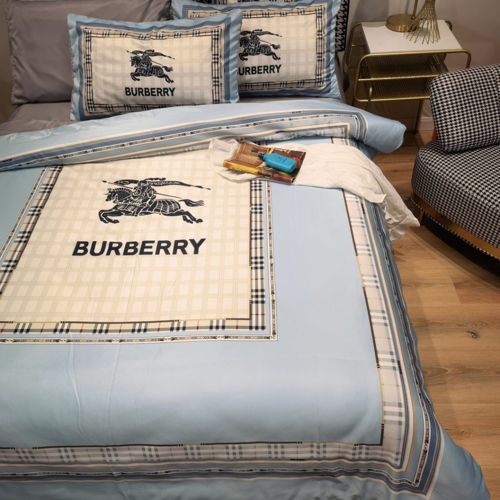 シルク生地　掛け布団カバーセット4点　ダブルサイズ/キングサイズ すべすべベッドカバー　バーバリーBurberry5色 - 画像 8