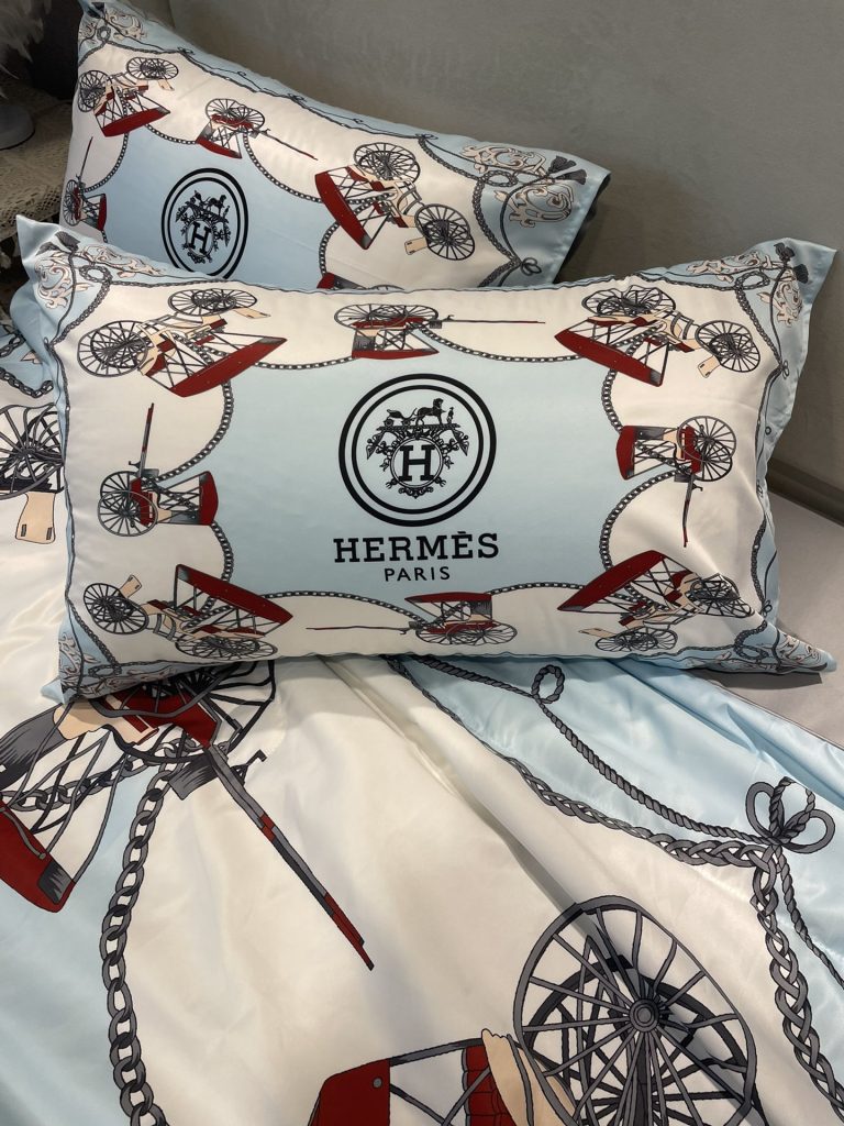HERMES/エルメス　夏布団セット3点　肌掛け布団と枕カバーの3点セット　キルトケット　ひんやり涼やか　キルティング　ダブルベッド選べる2色 - 画像 5
