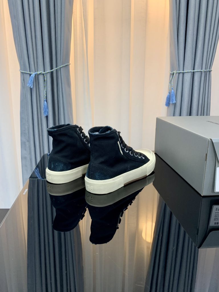 バレンシアガ　ハイカット　Balenciagaスニーカー　ズック靴　男女兼用カジュアルシューズ　ヴィンテージ - 画像 2
