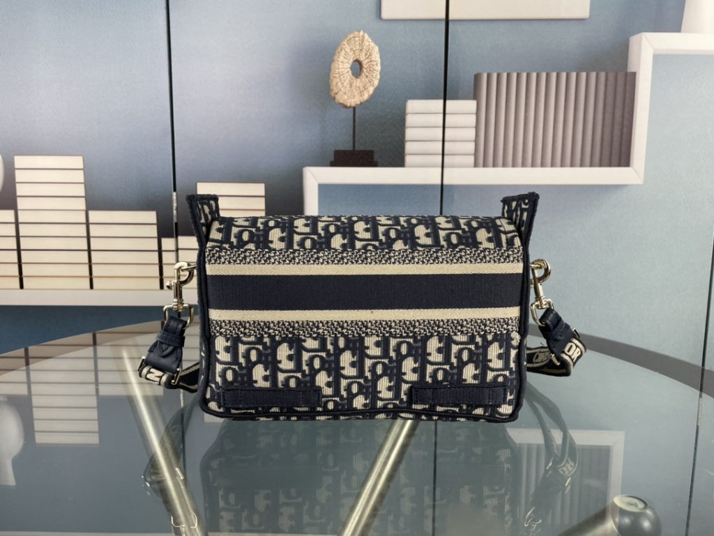DIOR DIORCAMP バッグ　スモール　ディオール　オブリーク　エンブロイダリー　ショルダーバッグ　刺繍バッグ - 画像 2