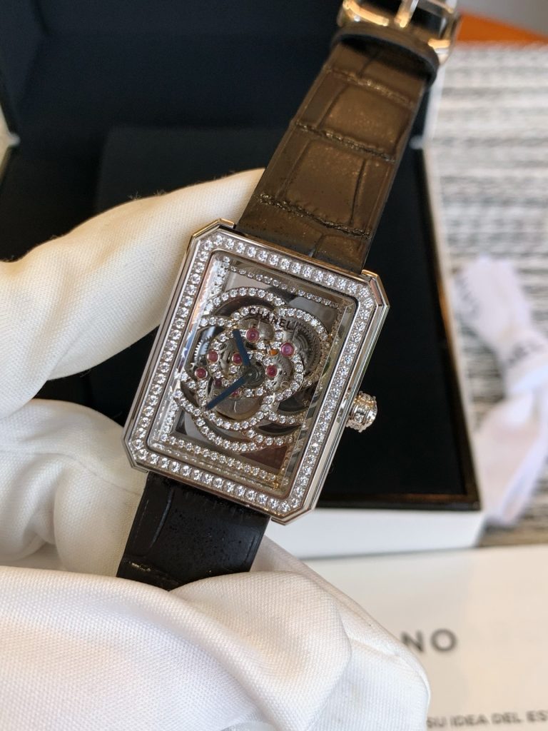 Chanel シャネル【新作入荷】563 多機能デザイン✨ 8点画像で詳細確認🖼️ 高品質素材◎ お得な価格🎉 今すぐチェック💫 - 画像 3