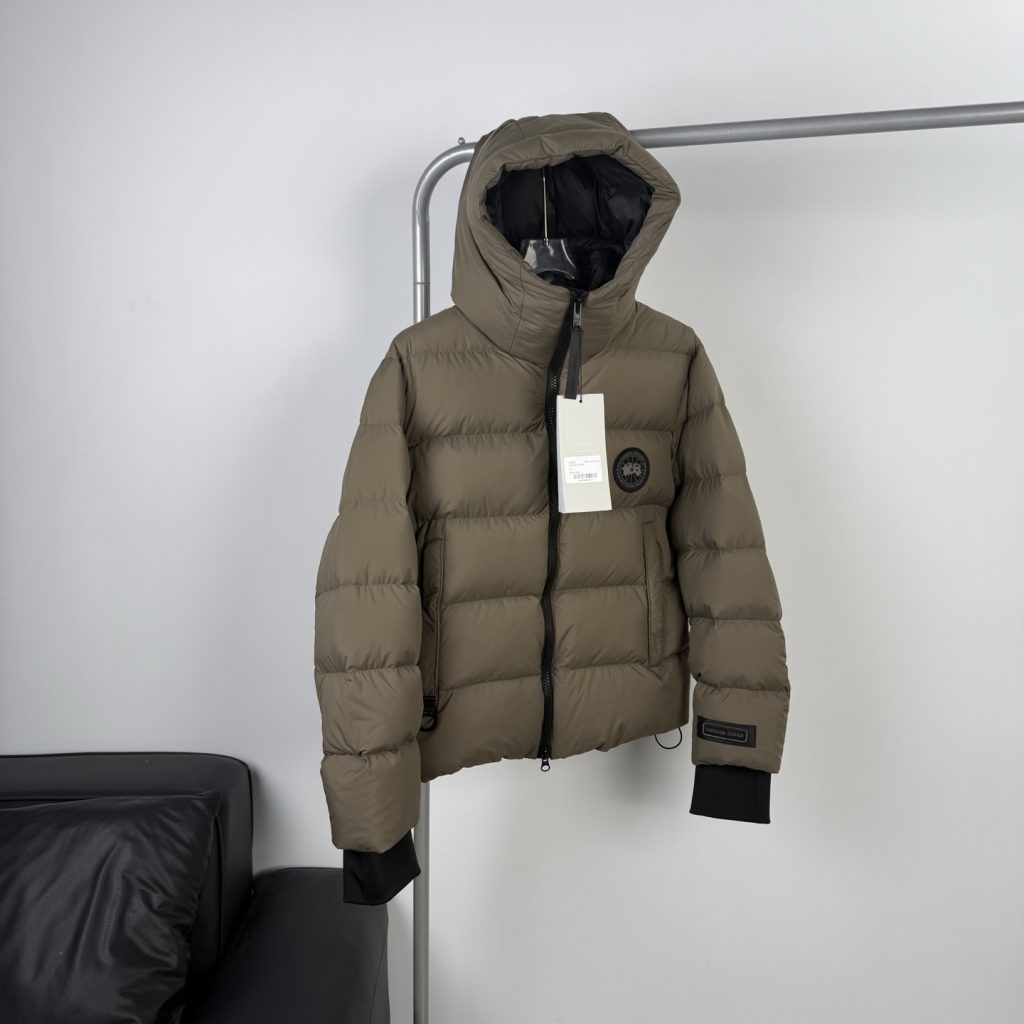 CANADA GOOSE（カナダグース）🛍️✨【】カナダグース ダウンジャケット レディース ロングコート 防寒 アウトドア 🧥👜 - 画像 4