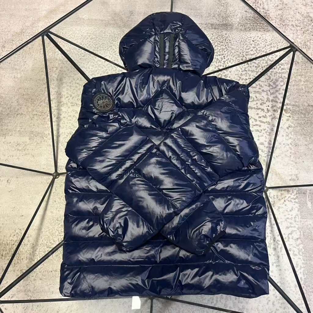 CANADA GOOSE(カナダグース)🛍️✨【】カナダグース ダウンベスト レディース 人気モデル 防寒 アウトドア 🧥👜 - 画像 3