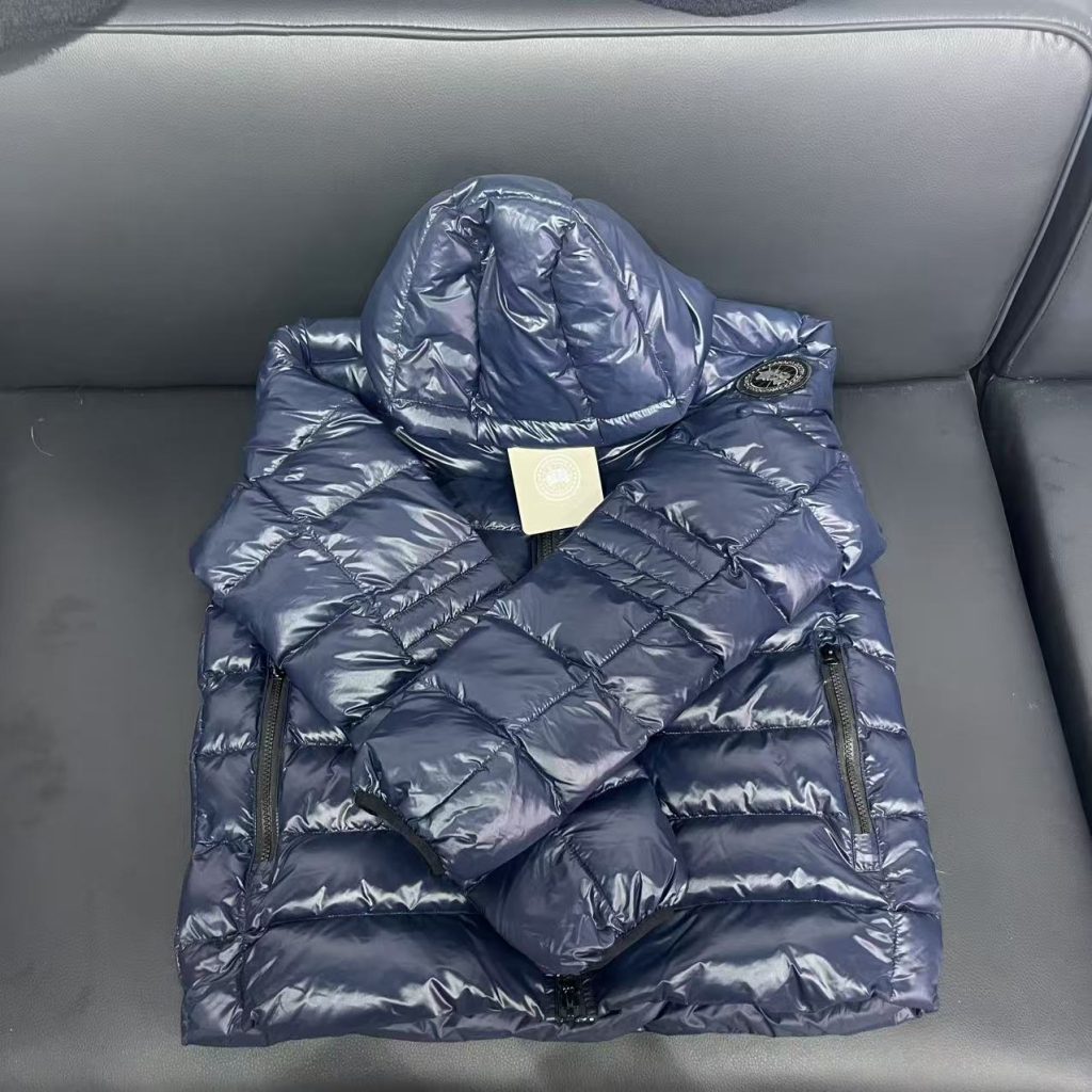 CANADA GOOSE(カナダグース)🛍️✨【】カナダグース ダウンベスト レディース 人気モデル 防寒 アウトドア 🧥👜 - 画像 5