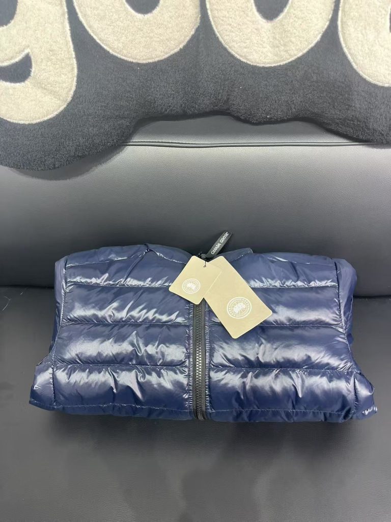CANADA GOOSE(カナダグース)🛍️✨【】カナダグース ダウンベスト レディース 人気モデル 防寒 アウトドア 🧥👜 - 画像 7