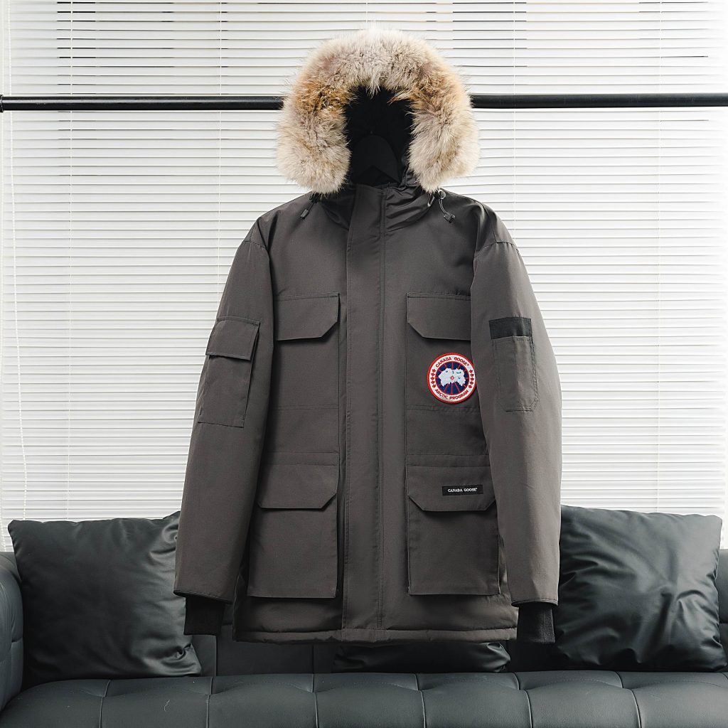 CANADA GOOSE（カナダグース）【超目玉】カナダグース ダウンブラックレディース ロングコート 防寒 アウター🧥✨ 限定セール🛍️ - 画像 3