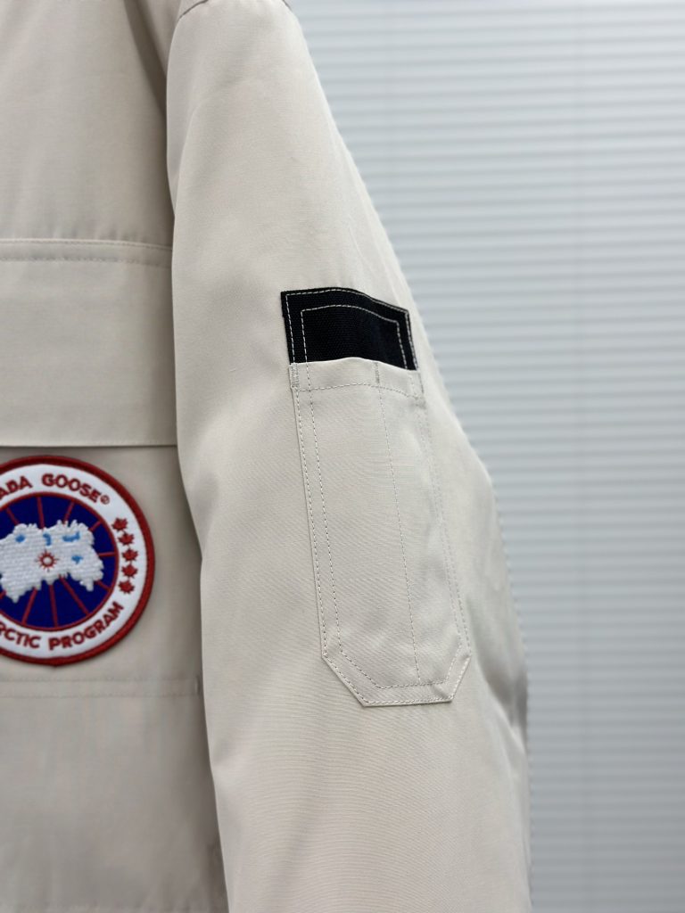 CANADA GOOSE（カナダグース）🛍️✨【】カナダグース ダウンジャケット レディース ロングコート 防寒 アウトドア 🧥❄️ - 画像 7