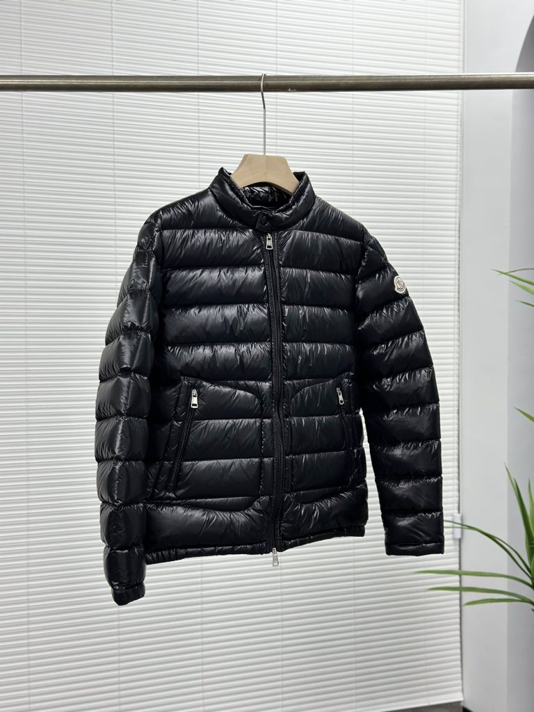 Moncler モンクレール【新作】モンクレール ダウンジャケット レディース✨ 秋冬必須 高品質 保温 軽量🕊️ 大人気 9点画像🛍️ 限定モデル🎯 - 画像 3