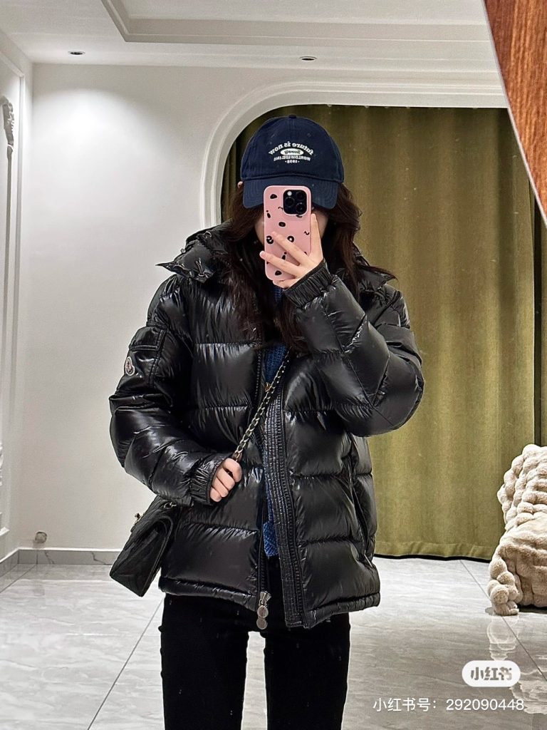 Moncler モンクレール【MONCLER】モンクレール ダウンジャケット レディース✨ 秋冬必須🎀 高級素材🌟 保温性抜群💕 5点画像有 - 画像 2