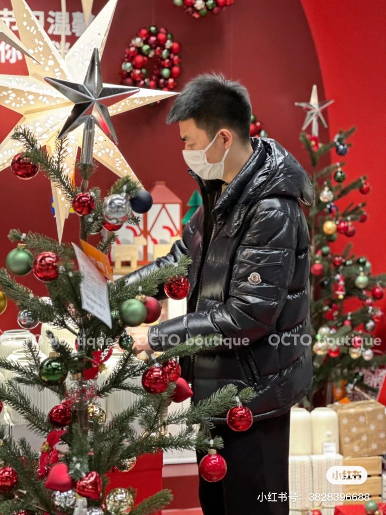 Moncler モンクレール【MONCLER】モンクレール ダウンジャケット レディース✨ 秋冬必須🎀 高級素材🌟 保温性抜群💕 5点画像有 - 画像 3