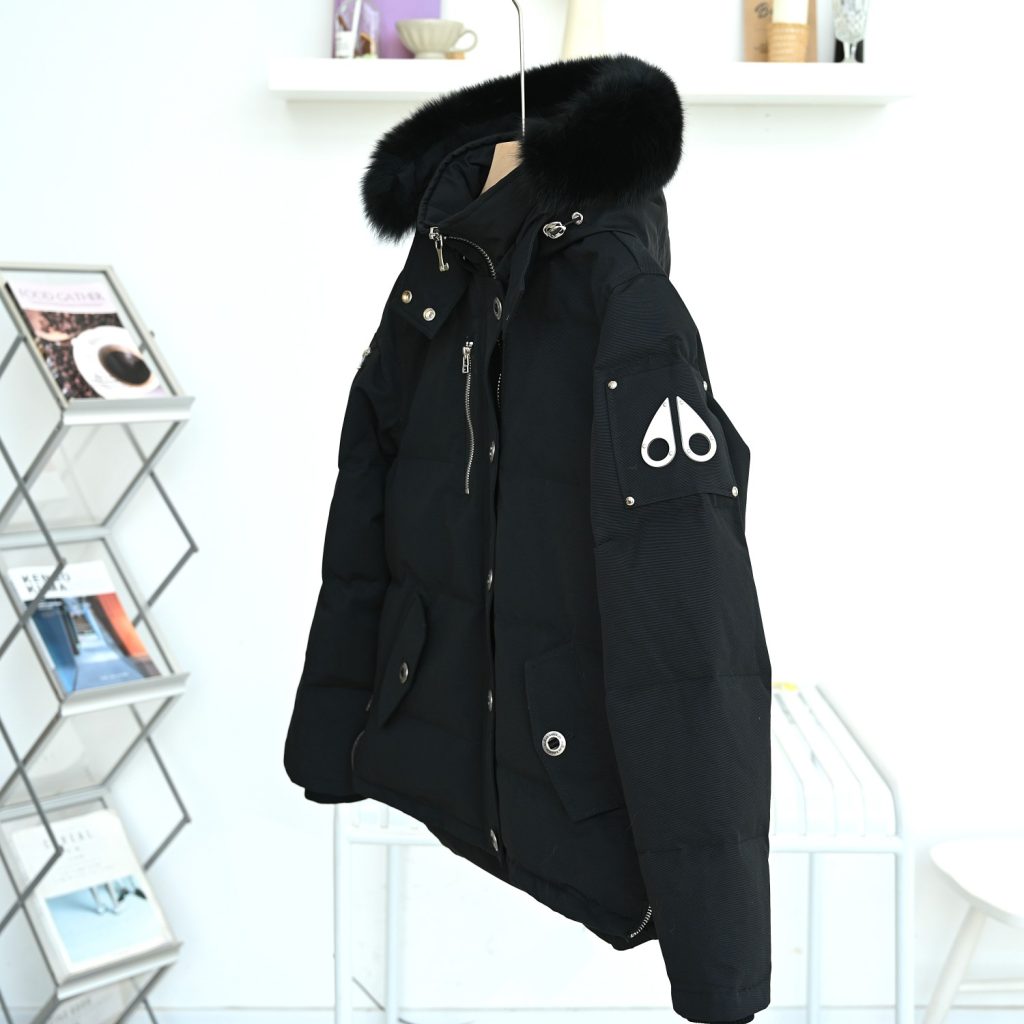 Moncler モンクレール【新作】モンクレール ダウンジャケット レディース✨ 秋冬必須アイテム🕊️ 高級素材使用🎯 保温性抜群🔥 - 画像 3