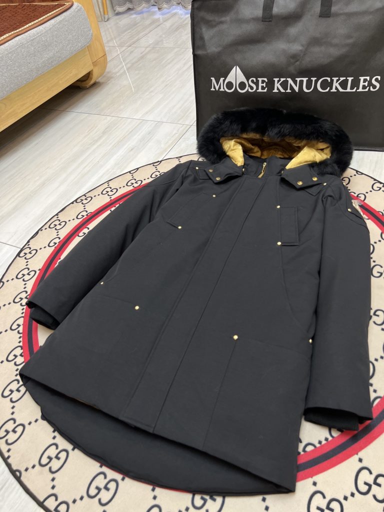Moncler モンクレール【2024新作】モンクレール ダウンジャケット レディース✨ 軽量&高保温🥊 大人気ロング丈👢 プレゼントに最適🎁 - 画像 4
