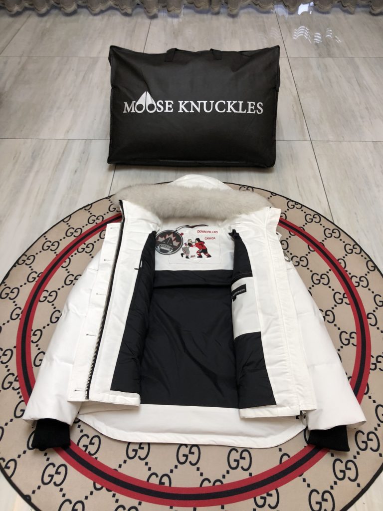 Moncler モンクレール【2023新作】モンクレール ダウンジャケット レディース✨ 軽量&高保温🥊 秋冬必須アイテム👜 大人気モデル💫 - 画像 4
