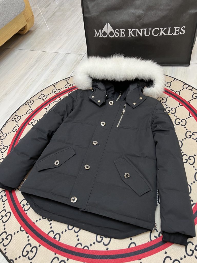 Moncler モンクレール【MONCLER】モンクレール ダウンジャケット 人気モデル✨ 秋冬必須🎯 高級感抜群💕 保温性◎ - 画像 5