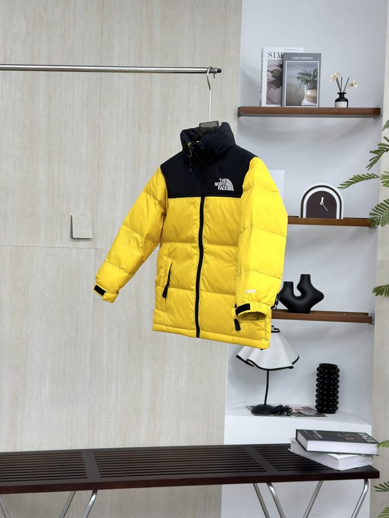 🛍️✨【超美品】THE NORTH FACE ノースフェイス ダウンジャケット ロングコート レアカラー 秋冬必須👜🔥 - 画像 2