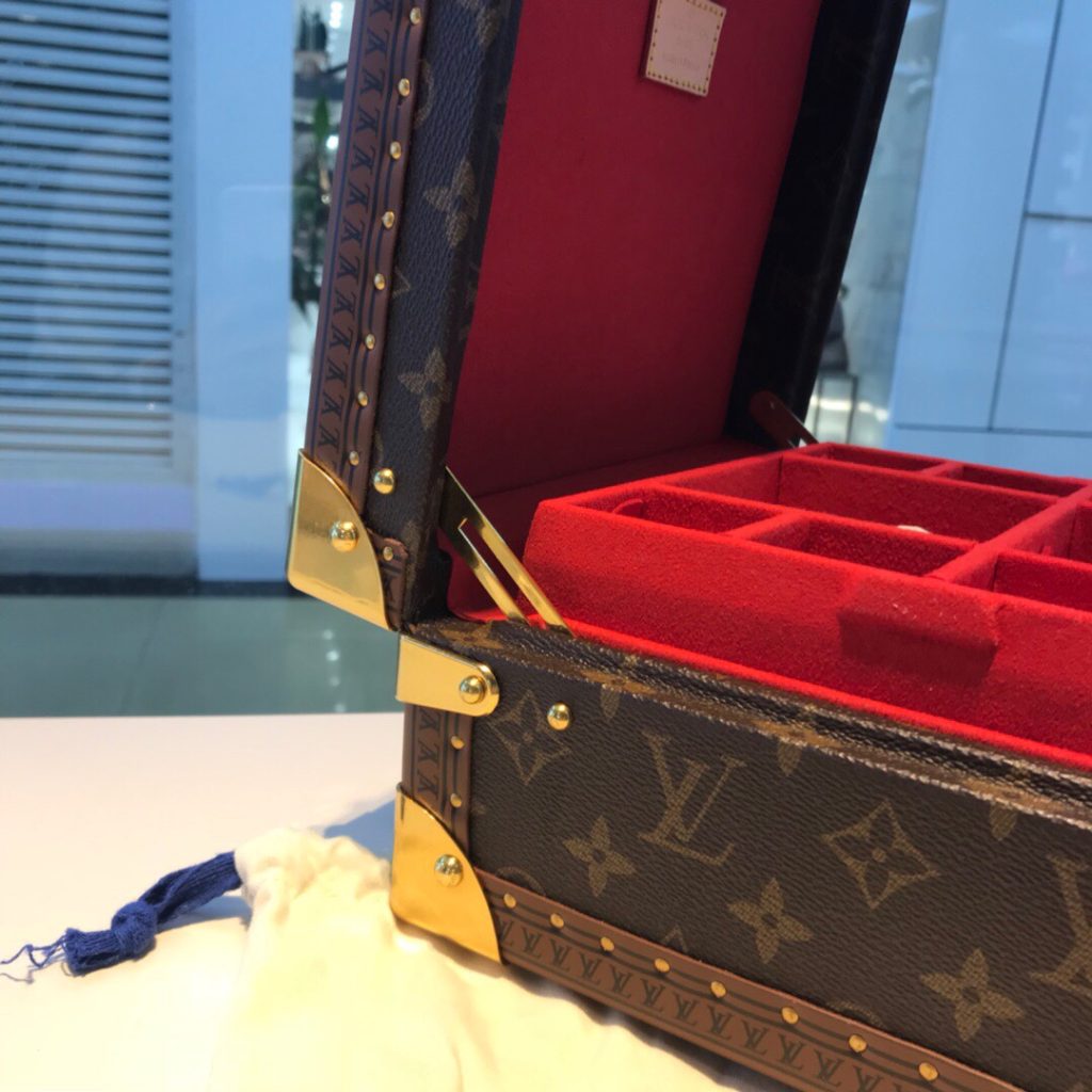 【ルイヴィトン】ミニトランク 小物収納ボックス モノグラムキャンバス ヴィンテージ 高級感のある逸品 ギフトに最適 - 画像 7