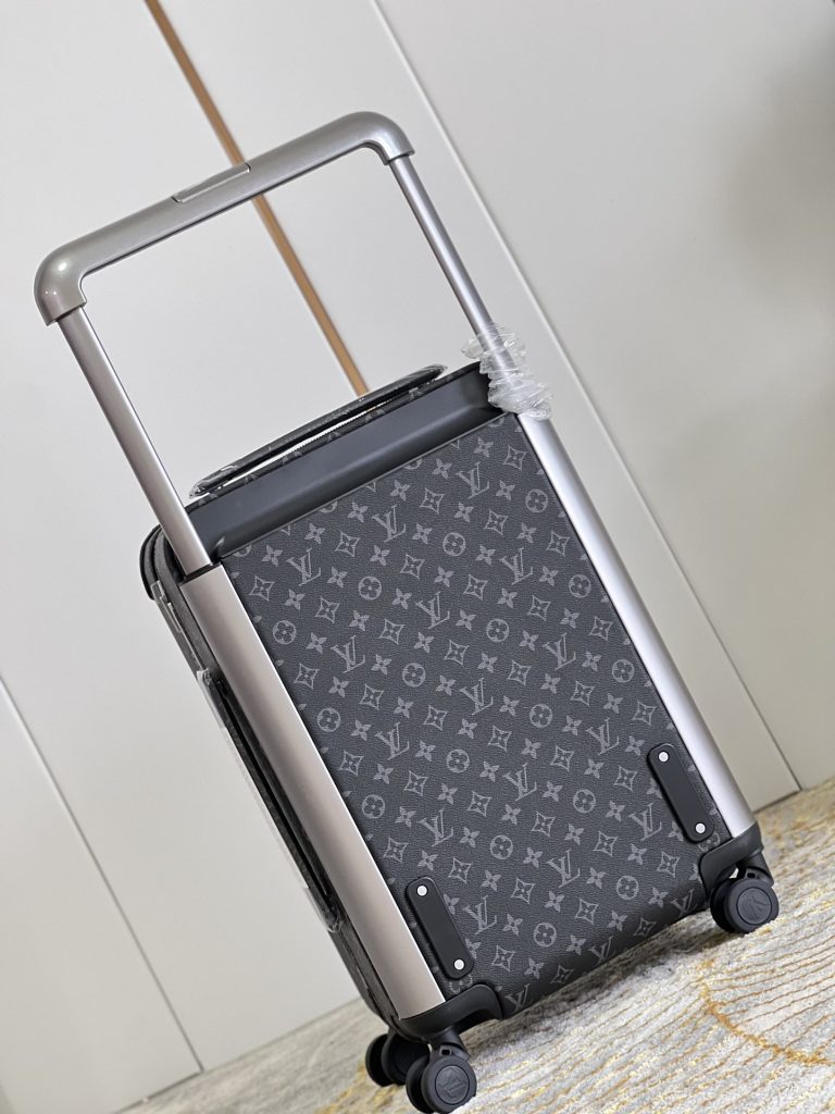 【ルイヴィトン】ホライズン トランク型小物収納ボックス モノグラム柄 旅行ステッカー付き 上品で実用的な高級逸品 - 画像 5