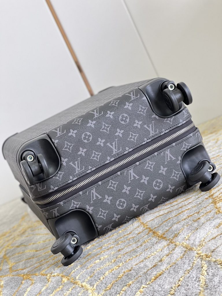 【ルイヴィトン】ホライズン トランク型小物収納ボックス モノグラム柄 旅行ステッカー付き 上品で実用的な高級逸品 - 画像 6