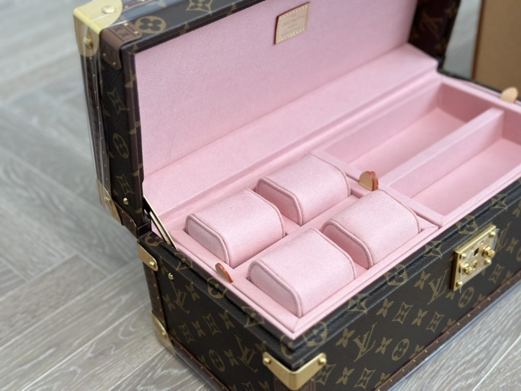 【ルイヴィトン】トランク型 小物収納ボックス 美しい彩絵 職人手作り 高級感溢れるコレクターズアイテム - 画像 3