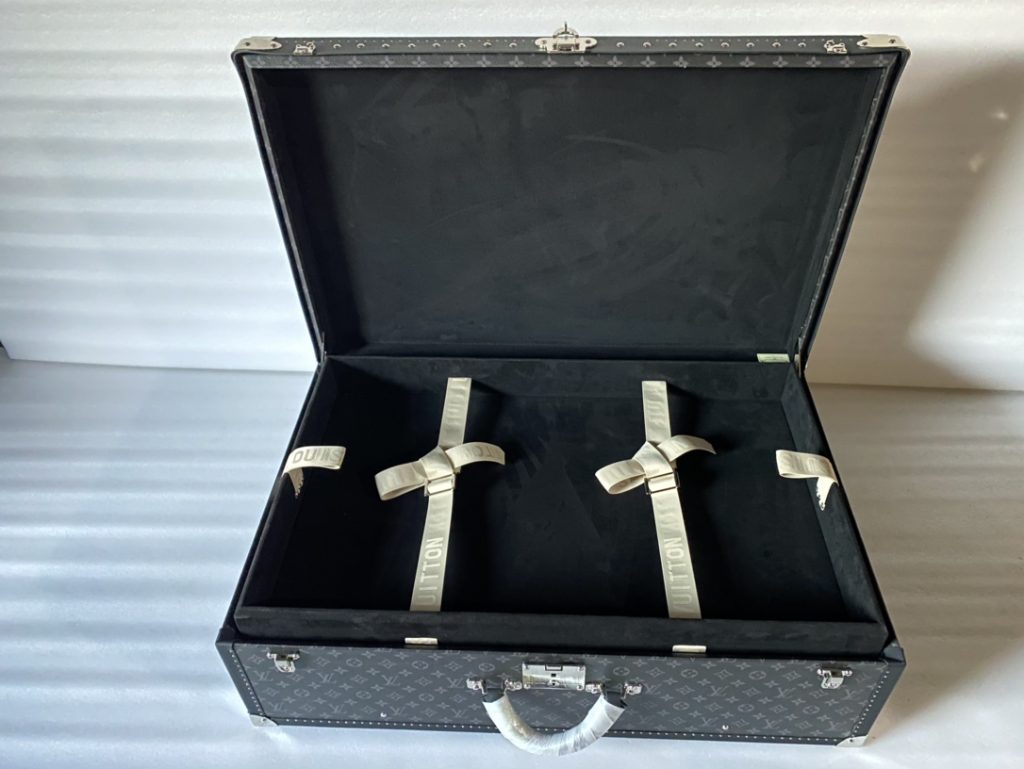 【ルイヴィトン】トランク型小物収納ボックス ブラックフローラル柄 高級感のある逸品 ギフトに最適 - 画像 5